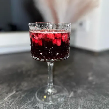 Burg Panoramablick Retreat Moderne קוכם