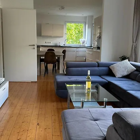 דירה Burg Panoramablick Retreat Moderne