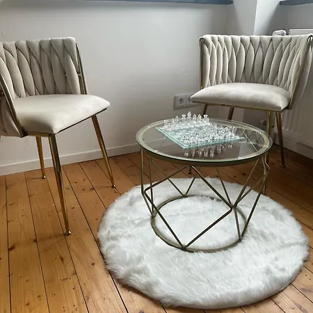 דירה Burg Panoramablick Retreat Moderne *