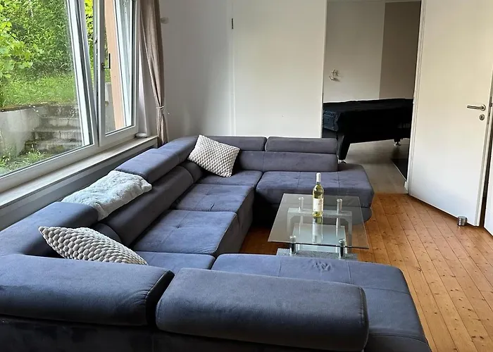 Burg Panoramablick Retreat Moderne * コッヘム